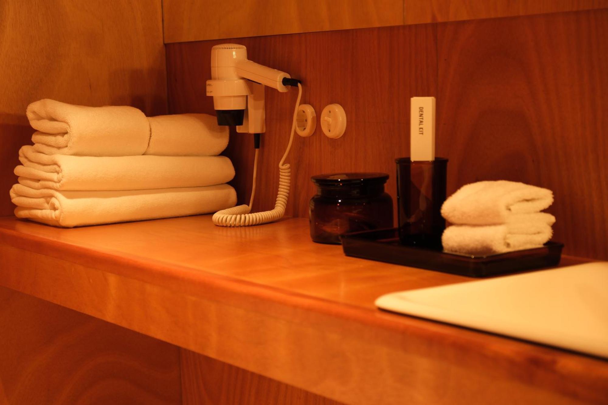 Rooms Hotel บาทูมิ ภายนอก รูปภาพ