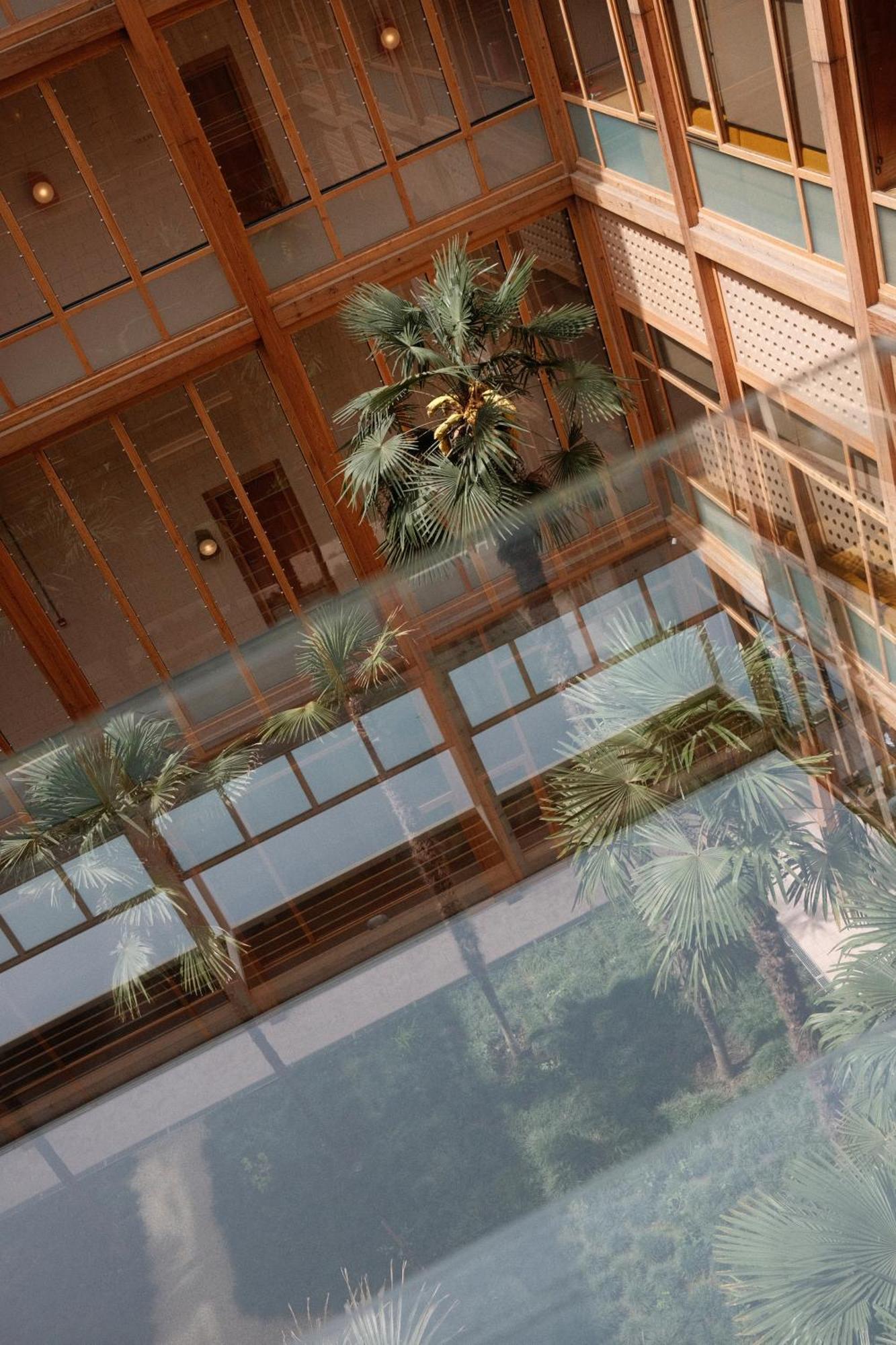 Rooms Hotel บาทูมิ ภายนอก รูปภาพ