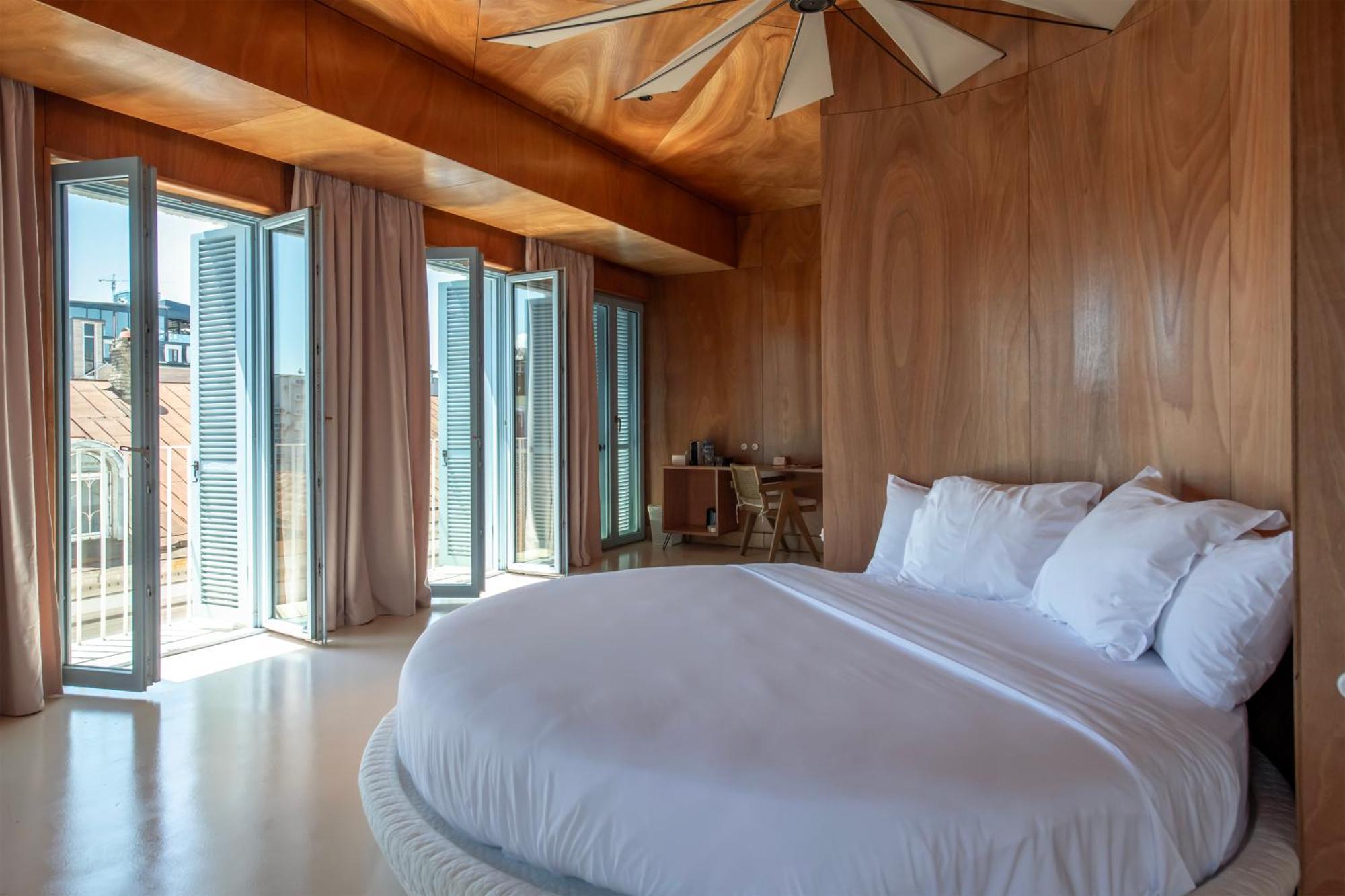 Rooms Hotel บาทูมิ ภายนอก รูปภาพ